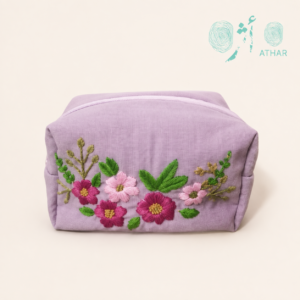 حقيبة مستحضرات بتطريز يدوي  Floral Hand-Embroidered Cosmetic Pouch